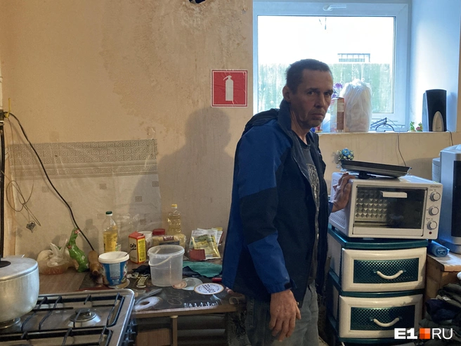 На накопленные деньги Андрей купил себе духовой шкаф | Источник: Елена Панкратьева / E1.RU