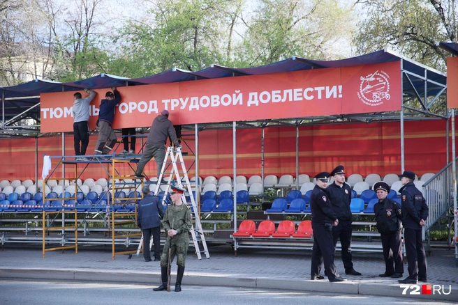 Первая репетиция парада Победы прошла в центре Тюмени | Источник: Ирина Шарова / 72.RU