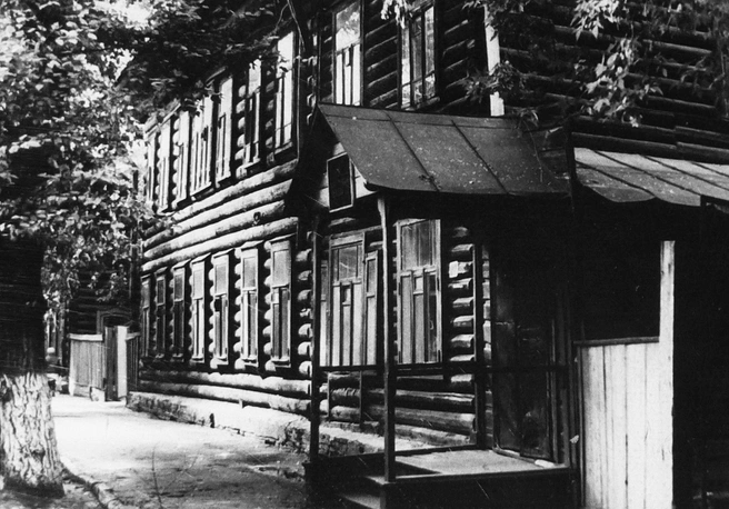 1970-е, улица Никитина, 110. | Источник: Фотография из архива Данила Дегтярева