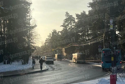 Road blocked near hospital in Sestroretsk due to suspicious box