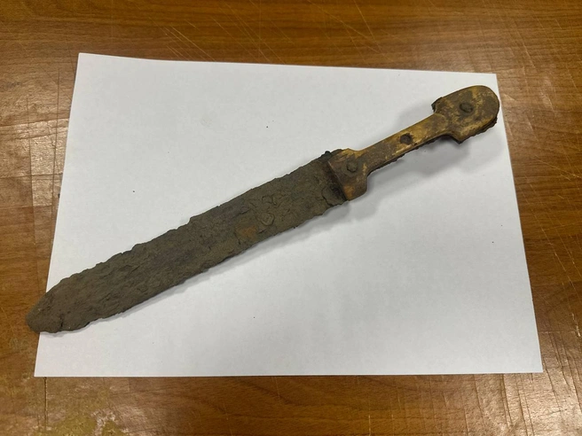 В центре Выборга нашли старинный кинжал, похожий на кавказский | Источник: пресс-служба Администрации Ленинградской области
