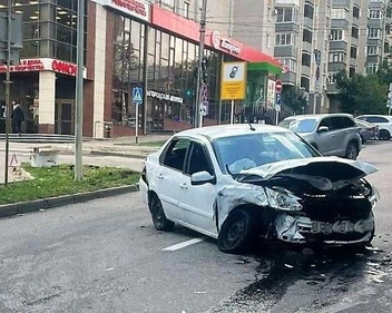 Водитель «Датсун» хотел повернуть налево, но не пропустил «Мерседес» | Источник: Госавтоинспекция Ставропольского края