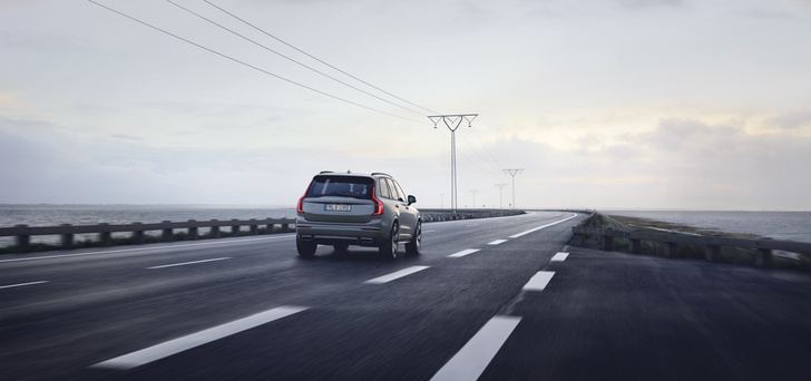 Volvo объявила, что принудительно ограничивает максимальную скорость всех своих моделей