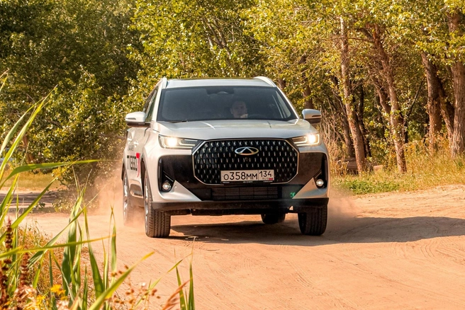 На тест-драйв можно взять Chery Tiggo 7L, который дебютировал в России в апреле этого года | Источник: «Арконт»