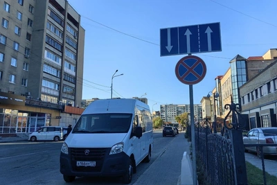 В Тюмени убрали часть платных парковок на улице Горького