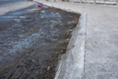 Владивосток обяжет подрядчиков исправить некачественный ремонт дорог