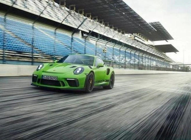 В сети появились фото самого мощного спорткара Porschе 911 GT3 RS | ya62.ru