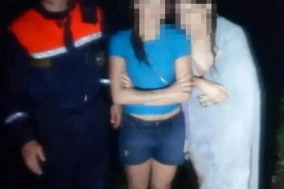 Спасатели Сочи выручили двух девушек, застрявших в ущелье Агуры