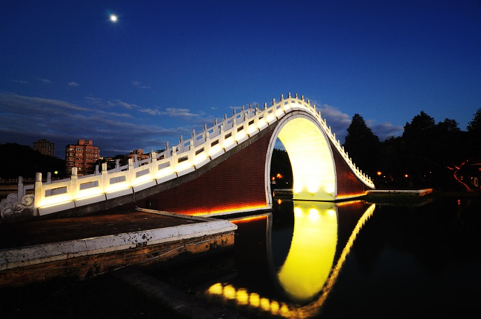 Лунный Мост,Тайвань