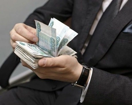 Российским чиновникам поднимут зарплату на 38% | ya62.ru