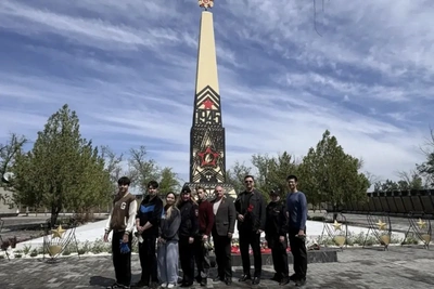В Астрахани полицейские и студенты почтили память ветеранов
