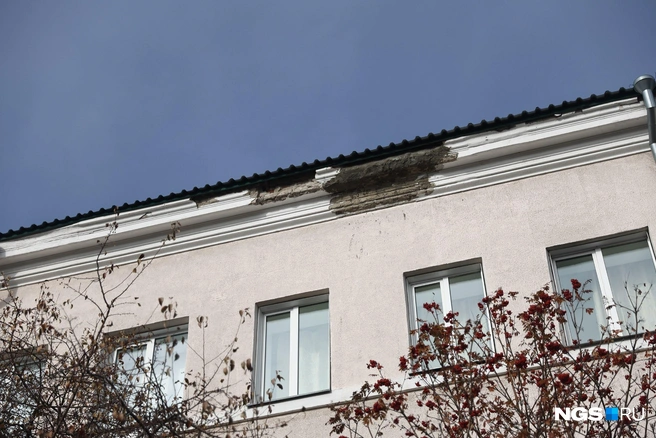 Обрушение произошло на 4-м этаже | Источник: Александр Ощепков / NGS.RU