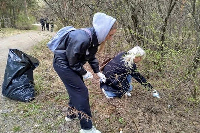 Субботник в Челябинском бору: собрано 40 мешков мусора