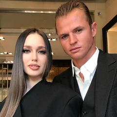 Тарасов и Костенко укладывают сына спать с помощью фена