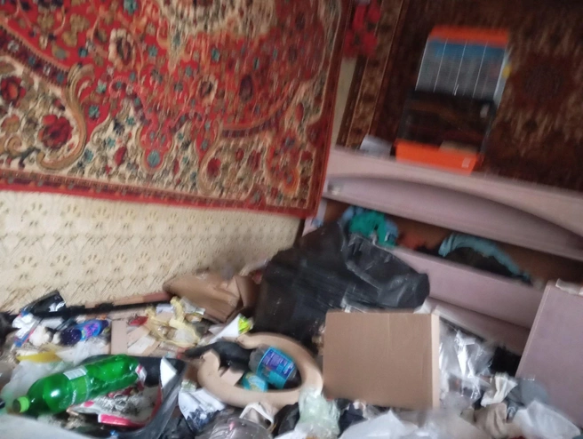 И в таких же условиях с ними жили кошки, крысы, змеи и другие животные | Источник: Табрис Янгчен