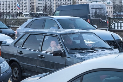 Массивная пробка образовалась на Змиевской балке в Ростове