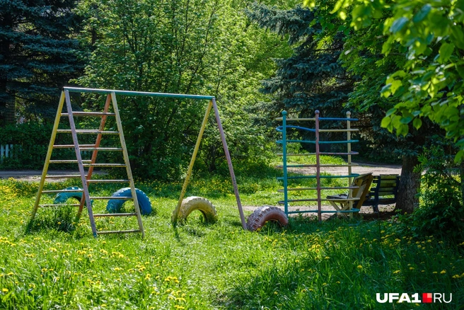 Детская площадка из прошлого | Источник: Булат Салихов / UFA1.RU