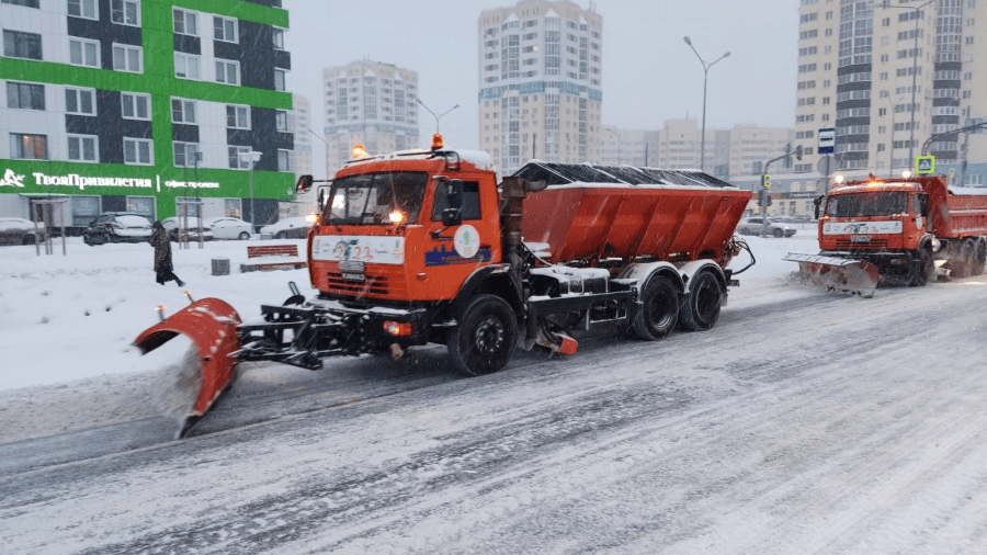 Когда в Екатеринбурге научатся убирать снег? Мэр города сделал заявление об этом