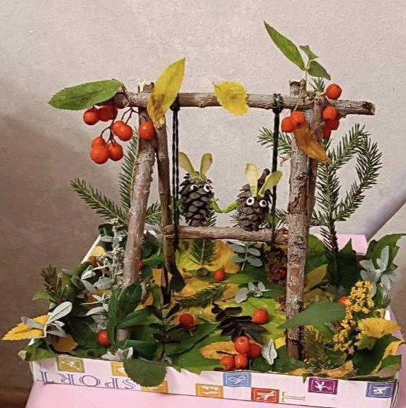 Здесь на качельке весело проводят какие-то лесные духи, не иначе | Источник: Татьяна / t.me