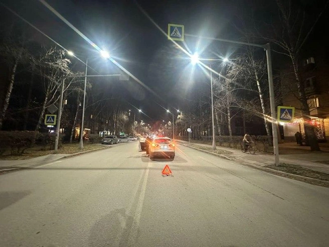 Женщину доставили в больницу | Источник: Госавтоинспекция Новосибирской области / Telegram