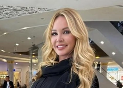 39-летняя Дарья Пынзарь решилась на очередную пластику лица: «Вот, видите, у меня мешочки…»