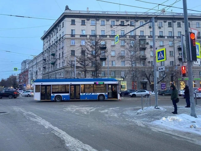 ДТП произошло утром 12 декабря | Источник: ГАИ Новосибирска