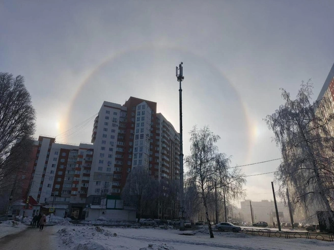 Такое явление чаще всего можно увидеть в мороз | Источник: читатель 63.RU 