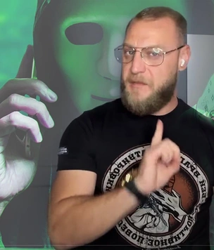 Дыра в безопасности Сбербанка: Миша Маваши рассказал о новом способе блокировки карт
