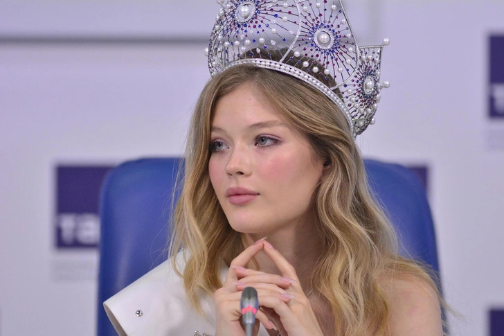 Анна Линникова | www.starhit.ru