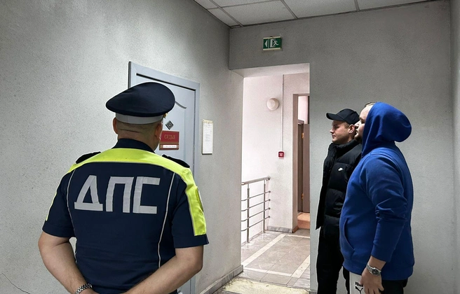 Обоих водителей отправили в изолятор | Источник: Отделение по связям со СМИ УМВД по Екатеринбургу