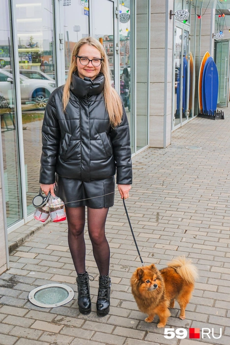 Анна посетовала, что подорожал лосось, и она реже его покупает | Источник: Тимофей Калмаков / 59.RU