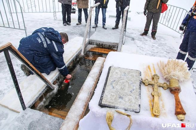 В храме в Нижегородке к Крещению подготовились по всем правилам