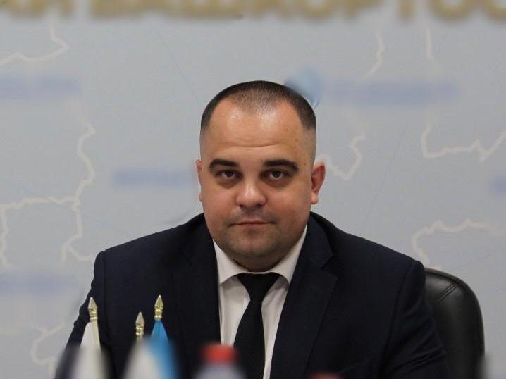 Суд продлил арест депутату Курултая, который обещал фиктивно отправить юриста на СВО за 10 миллионов рублей