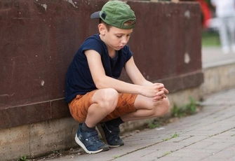 «Папа-алкоголик бьет маму и нас с сестрой. Если так будет продолжаться, я сделаю что-то плохое либо с собой, либо с ним»