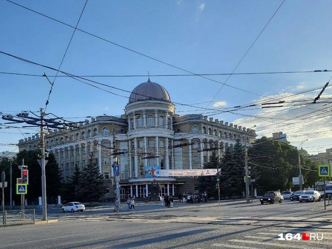 Саратовский госуниверситет чуть уронил свои позиции в национальном рейтинге вузов | Источник: Сергей Гендин / 164.RU