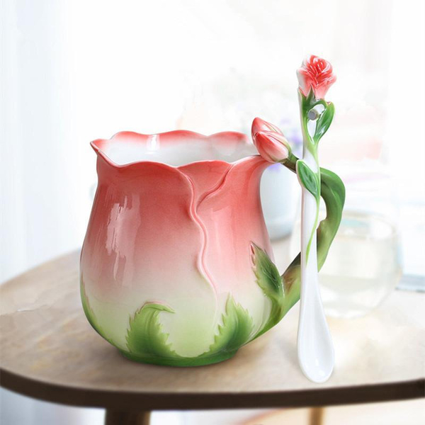 Керамическая кофейная кружка 3D-роза