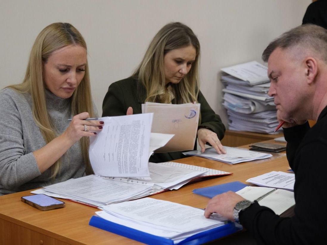 Бородина и Сердюков судятся с психологом Степановой
