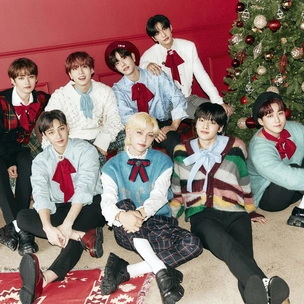 Трек дня: «Christmas EveL» от Stray Kids — самая популярная рождественская k-pop песня 🎄