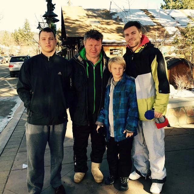 Спортсмен признался, что не разговаривает с сыновьями по душам | Источник: соцсети Олега Тактарова