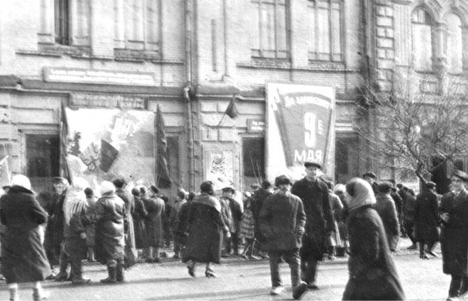 А это — Дом офицеров 9 мая | Источник: Республиканский музей боевой славы