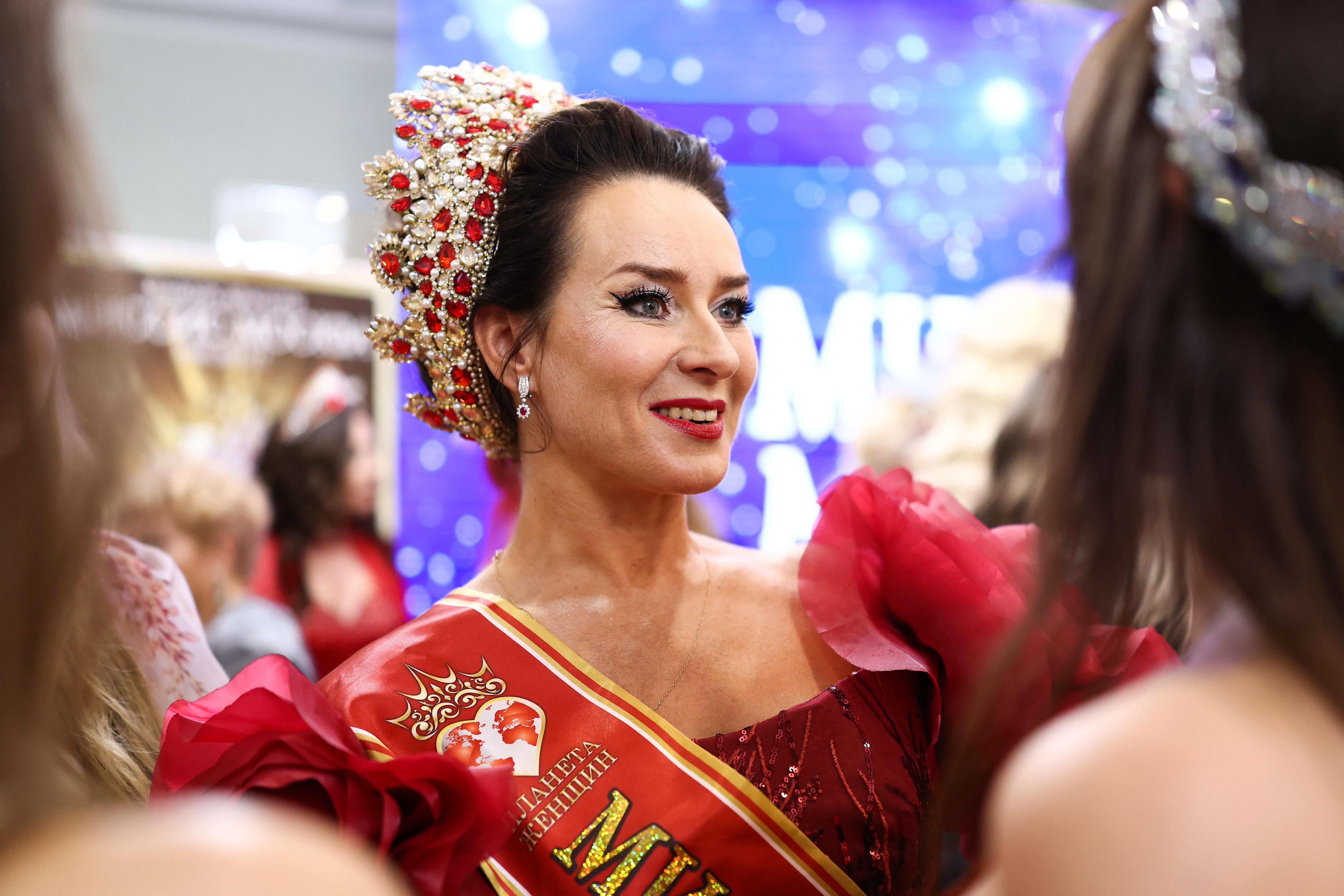 Невестка Куклачева стала миссис Россия — 2026: что известно о самой эффектной дрессировщице кошек