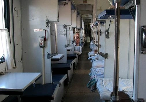 В России плацкартные вагоны заменят на двухэтажные купе | ya62.ru