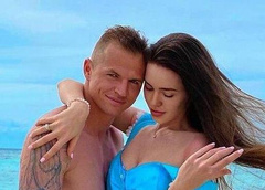 Дмитрий Тарасов и Анастасия Костенко раскрыли пол четвертого малыша
