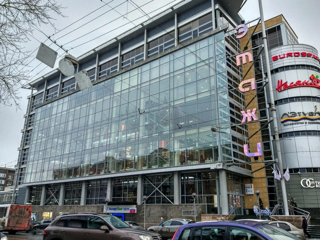 Торговый центр закрыли год назад | Источник: Наталья Бурухина