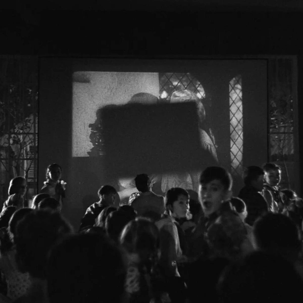Источник: фильм «Добро пожаловать, или Посторонним вход воспрещен» (1964)