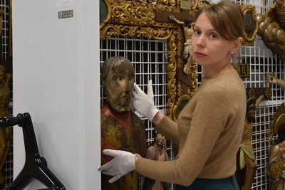 Новое хранилище деревянной скульптуры в Пермской галерее