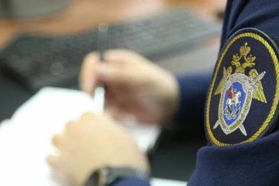 В Череповце проверяют падение девушки из автобуса