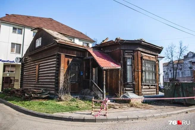 Раньше на этом участке располагался жилой дом, построенный в 1917 году | Источник: Кирилл Поверинов