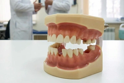 Адентия: стоматологи о причинах и лечении отсутствия зубов