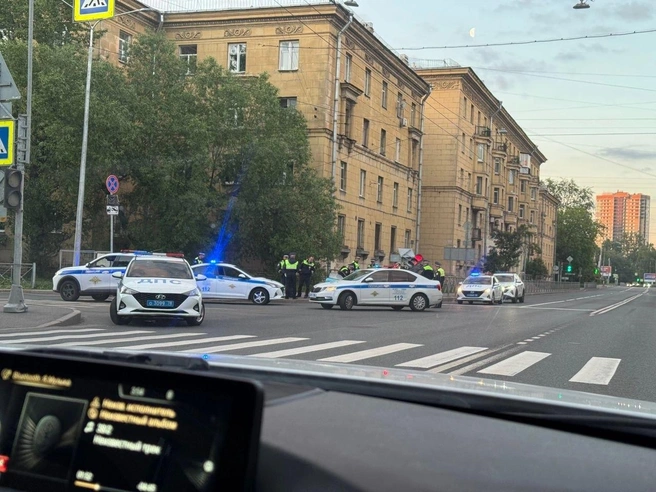 В Невском районе ранним утром с погоней и стрельбой ловили пьяного лихача | Источник: «Дорожный инспектор»